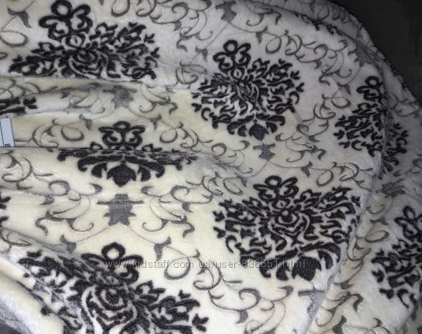 Пледы из микрофибры, от 220 грн