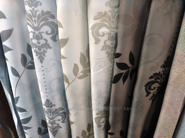 Блекаут КОРОНА И ЛИСТИКИ, 260 ГРН