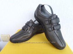 Спортивние туфли, кроссовки, кожанние Medicus р. 38