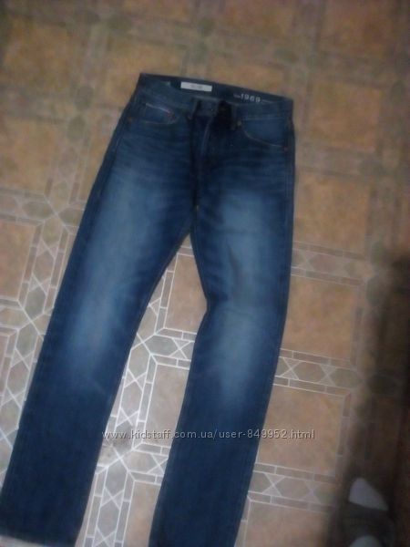 Джинсы женские