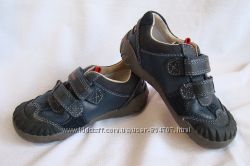 Кроссовки Clarks, оригинал р. 23 EU24M, UK7F