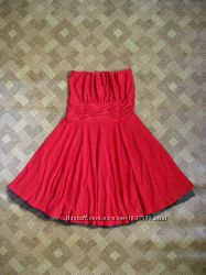 красивое красное платье Boohoo - 10Uk - наш 40-42рр.