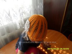 Летняя вязанная крючком шапочка-панамка для девочки