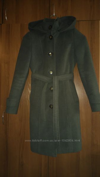 Пальто женское 44 размера на сентипоне 