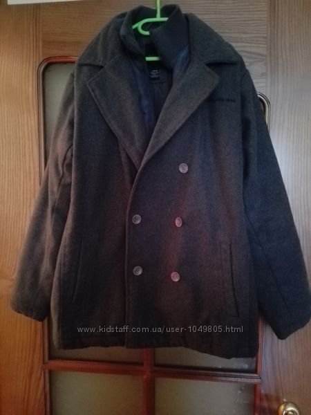 Calvin Klein пальто на мальчика   р. 160см