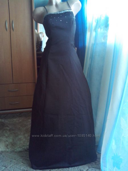 Королевское роскошное платье в пол со шлейфом