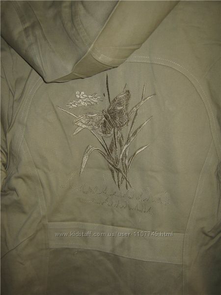 Куртки ветровки