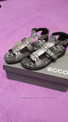 Босоножки Ессо р. 38 оригинал, новые