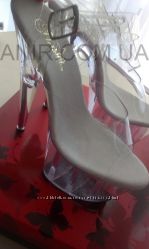 #5: Обувь Lucky Pole.