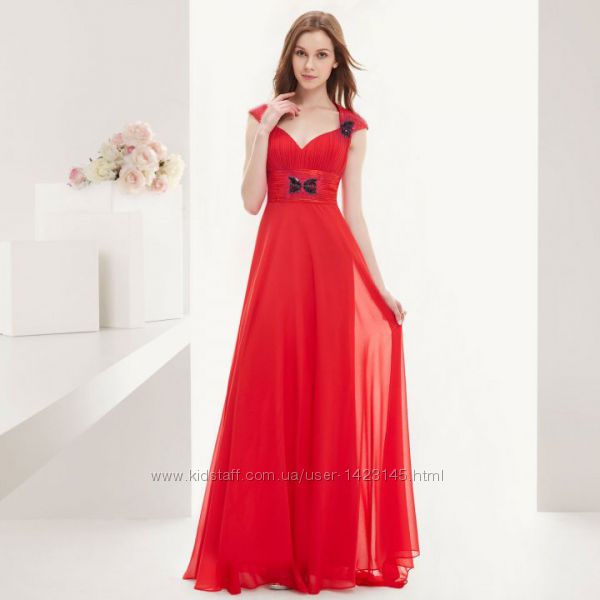 Нарядное длинное красное платье с шифоном и стразами