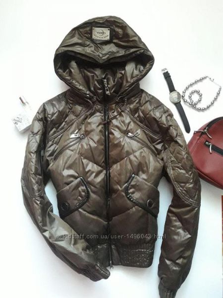 Курточка зимова з уютним капюшоном  p. L  Clasna