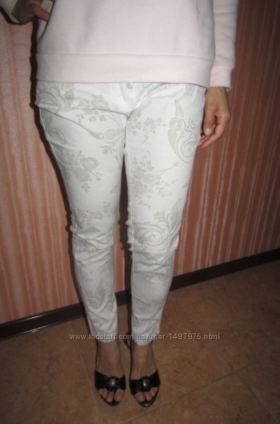 Джинсы светлые