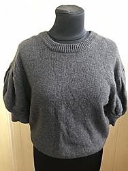 Шикарный теплый свитер от LINDEX с оригинальными рукавами фонариками
