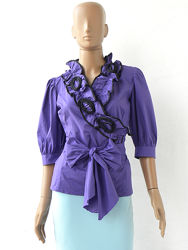 Чудова блуза з пишним комірцем 42-48 розміри -- 36-42 євророзміри.