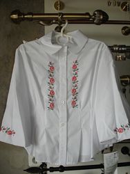 Школьная блузка с вышивкой