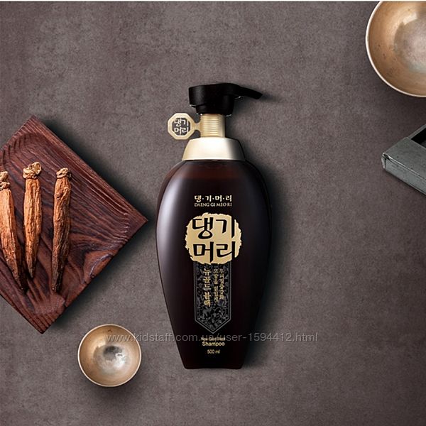 Daeng Gi Meo Ri New Gold Black shampoo