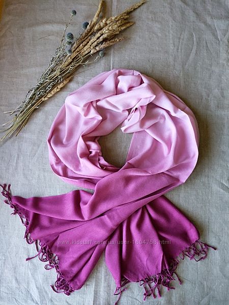 Широкий розовый шарф палантин  вискоза Avant premiere 