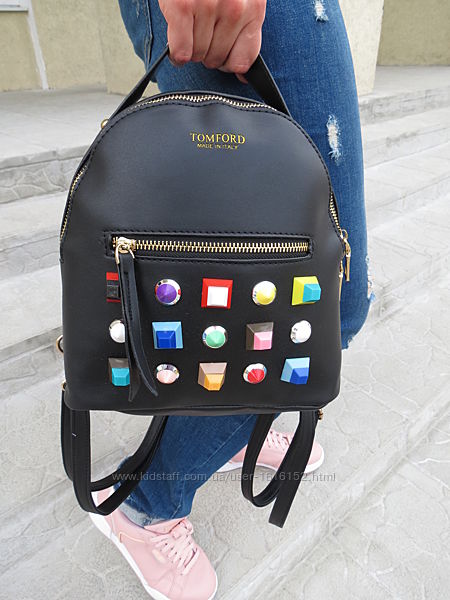 Модный рюкзак женский — практичная альтернатива сумкам