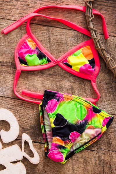 Купальники и плавки