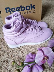 Кросівки хайтопи шкіра Reebok Classic Freestyle Hi розмір 37,5 